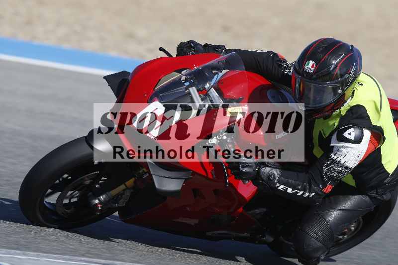 /Archiv-2024/02 29.01.-02.02.2024 Moto Center Thun Jerez/Gruppe blau-blue/63